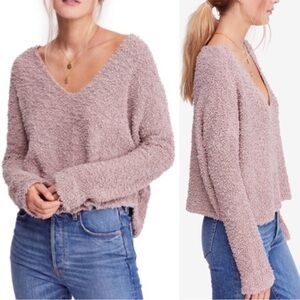 Free People Soft Pink Popcorn V-Neck Cropped Oversized Sweater Size Small